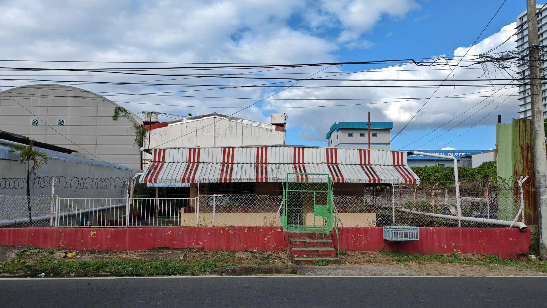 Dos casas en un solo terreno | En Venta | Río Abajo | Panamá